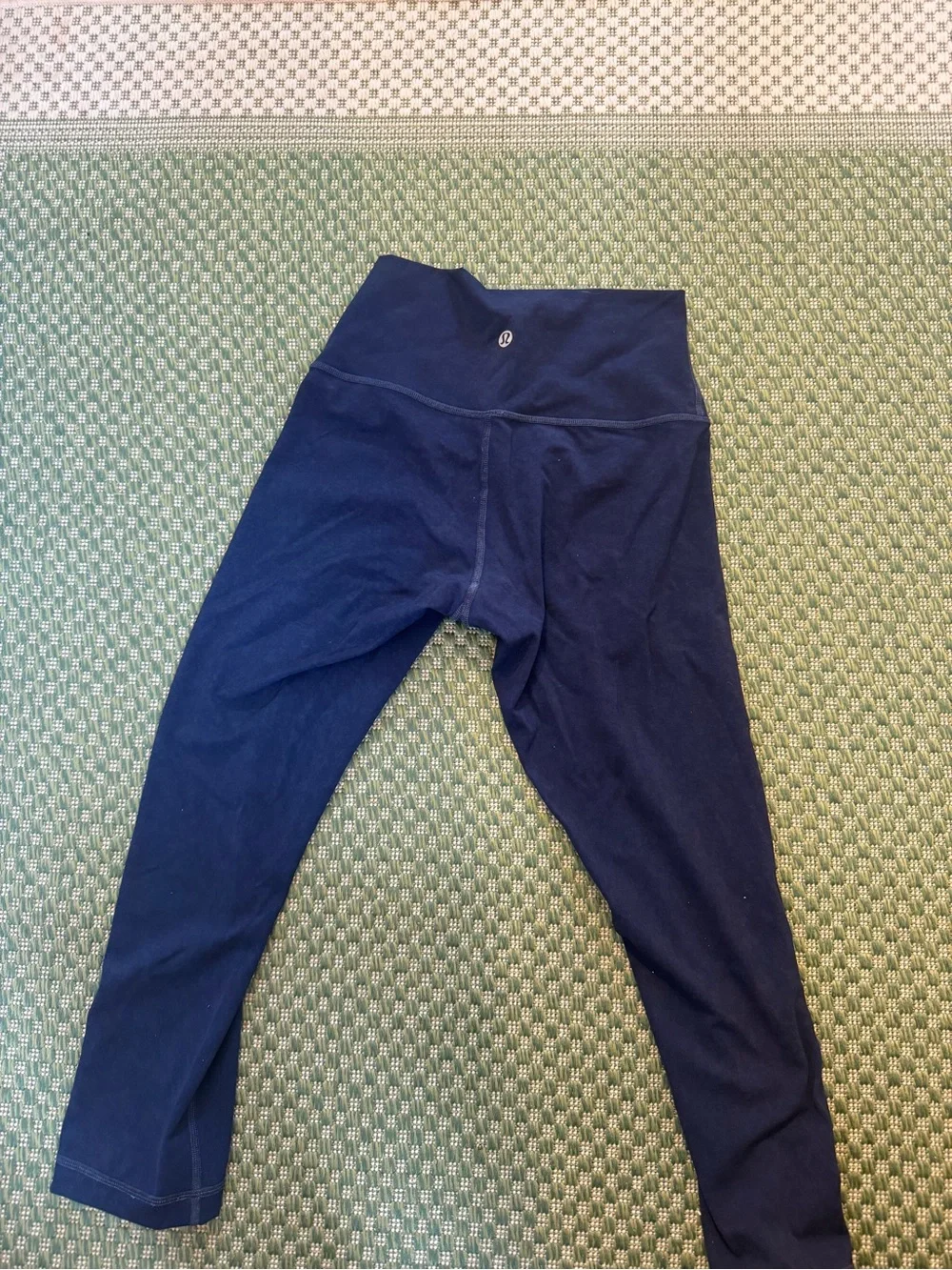 Lululemon Navy High-Waist Cropped Leggings